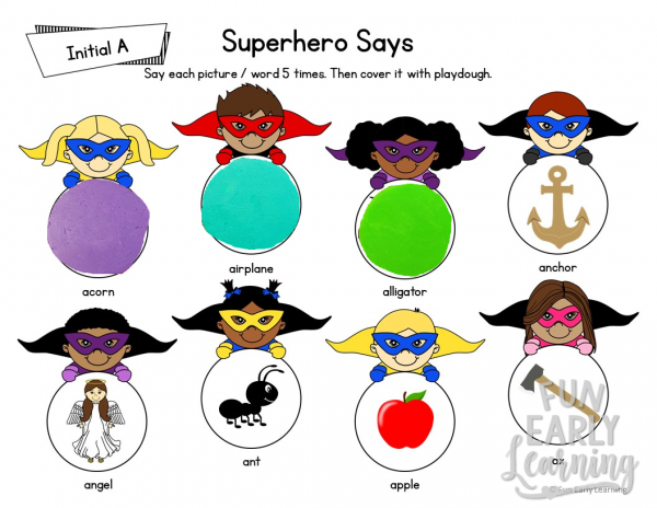 Superhero Says Articulation Activity for Initial Sounds! Fun free printable for working on articulation, speech and phonics! Great for preschool, pre-k, kindergarten, and early childhood. #articulation #speechtherapy #phonics #freeprintable